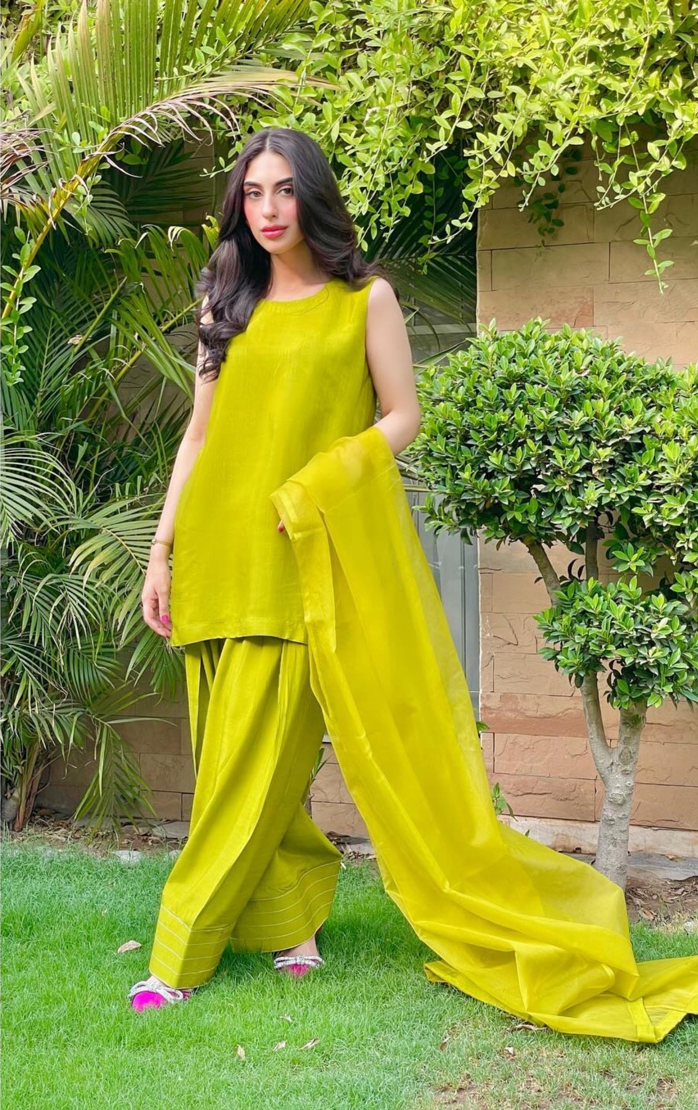 Casual Stylish Simple Pakistani Suit Design Dress Book Ideas Pakistani  Fashion Casual, Stylish Dresses For Girls,