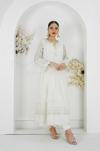 KURTI 121-CRIMSON GLOW- OFF WHITE